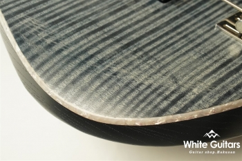 WL4-FM CustomIII - BLK/OIL